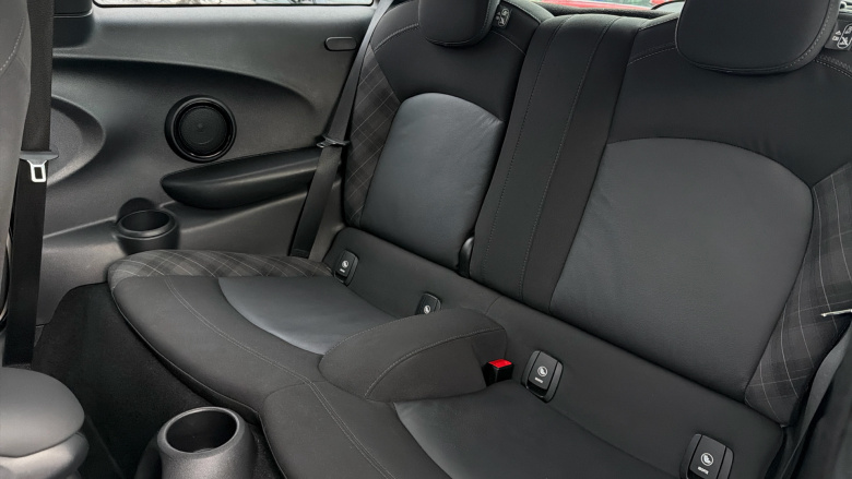 MINI Hatchback 1.5 Cooper Sport II 3dr Petrol Hatchback